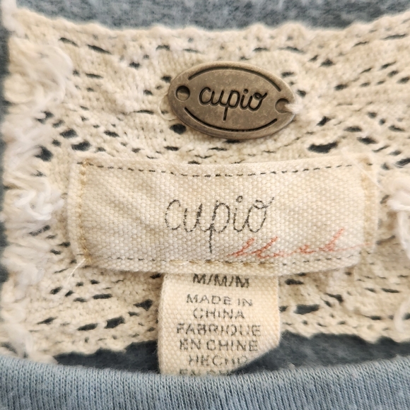 Cupio Light Blue Top with Cream Textured Sleeves - Picture 4 of 4